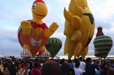 Philippine International Hot Air balloon Fiesta  - Top 10 Random Festivals in Philippines